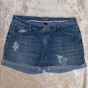 Plus amethyst destructed denim shorts